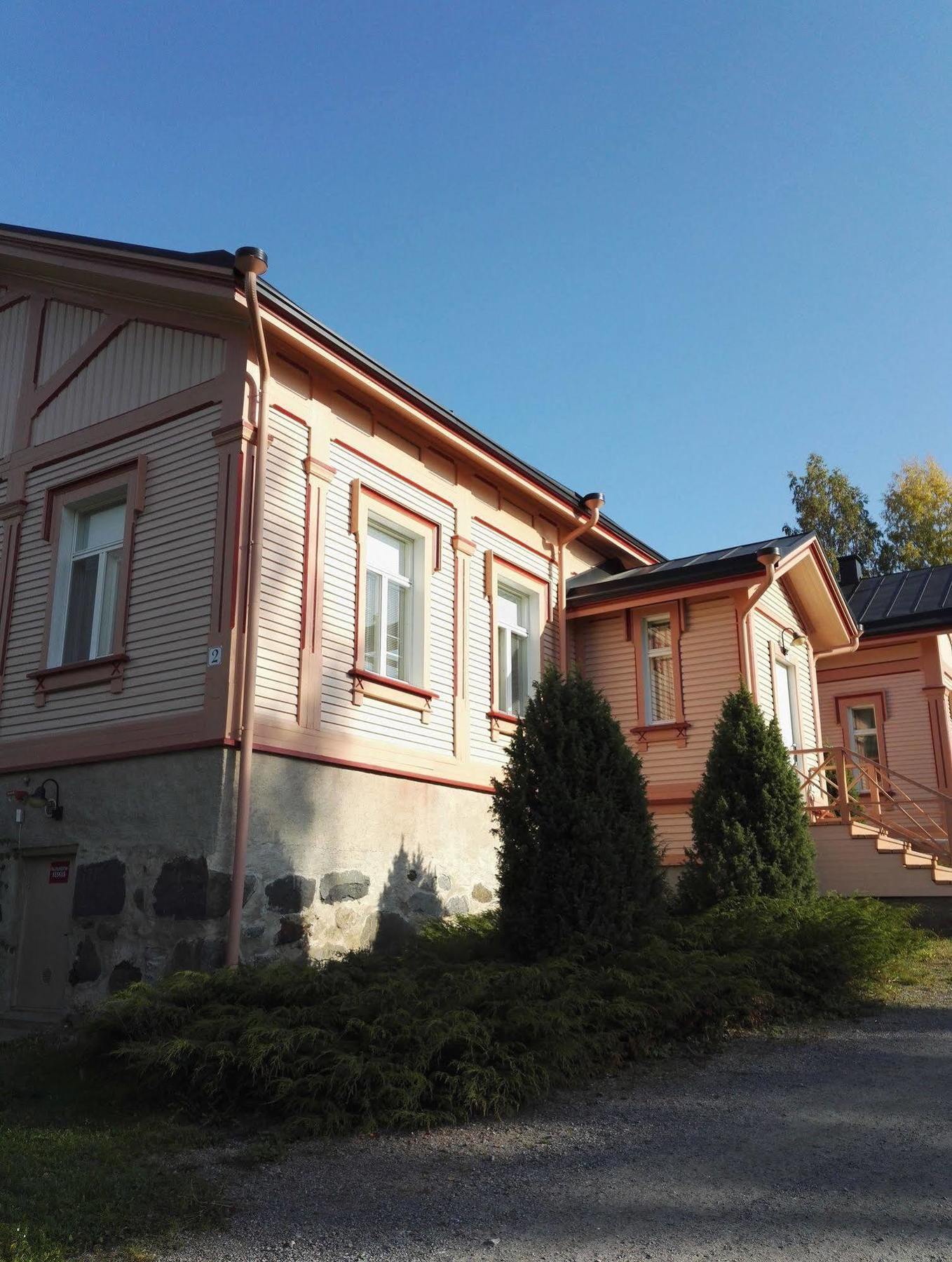 Savonlinnan Kansanopisto - Wanha Pappila Extérieur photo