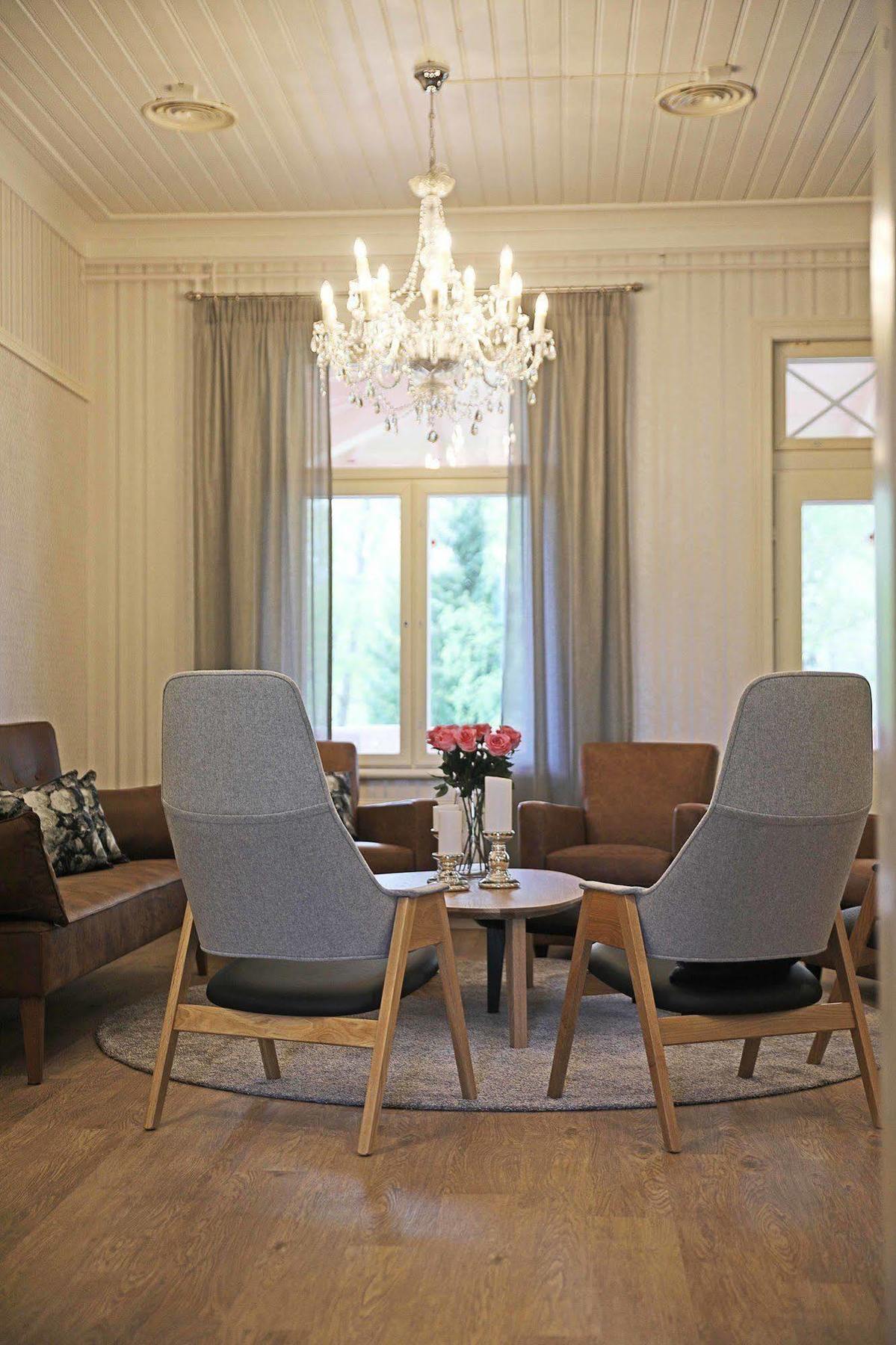 Savonlinnan Kansanopisto - Wanha Pappila Extérieur photo