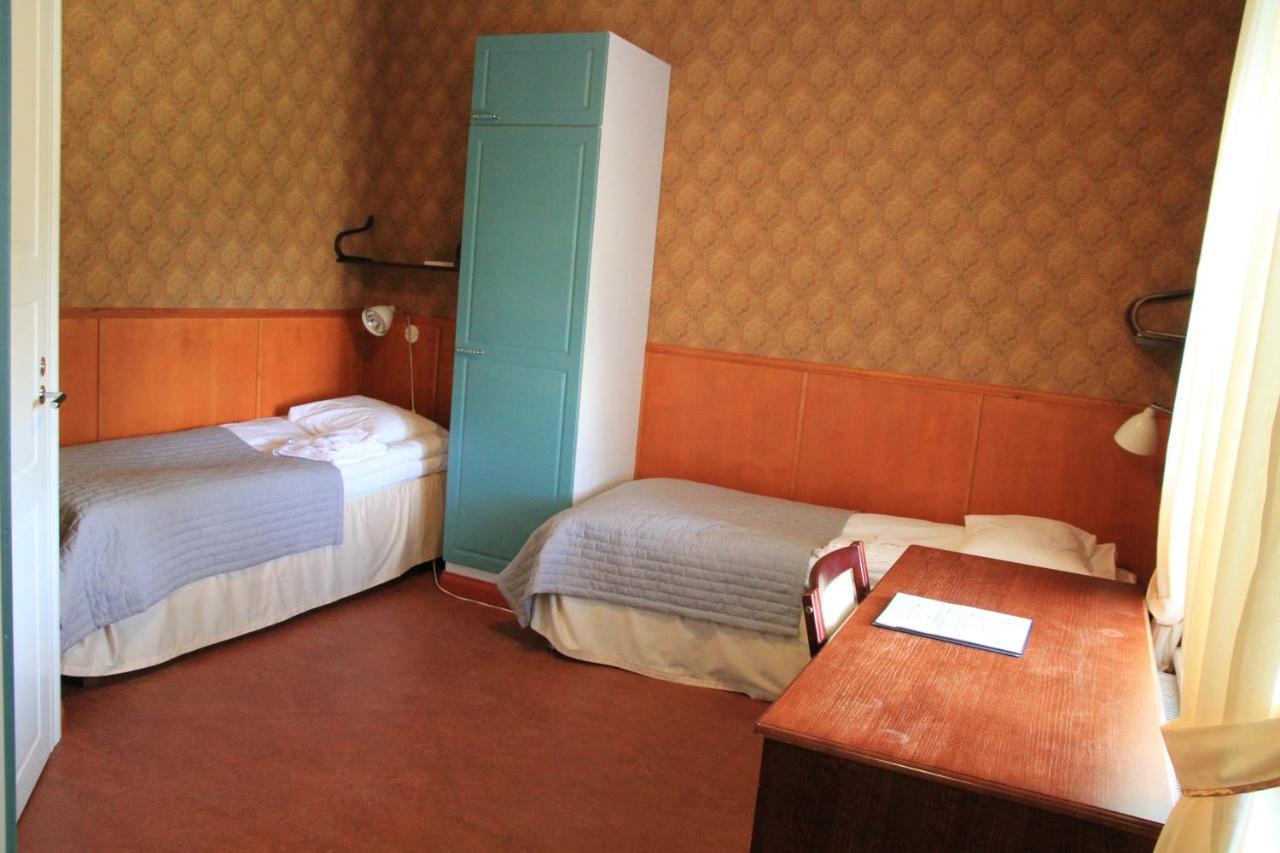 Savonlinnan Kansanopisto - Wanha Pappila Extérieur photo