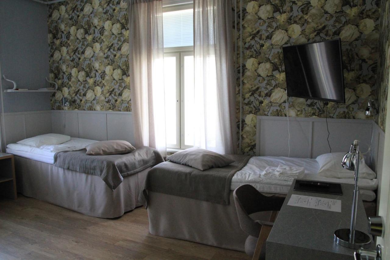 Savonlinnan Kansanopisto - Wanha Pappila Extérieur photo